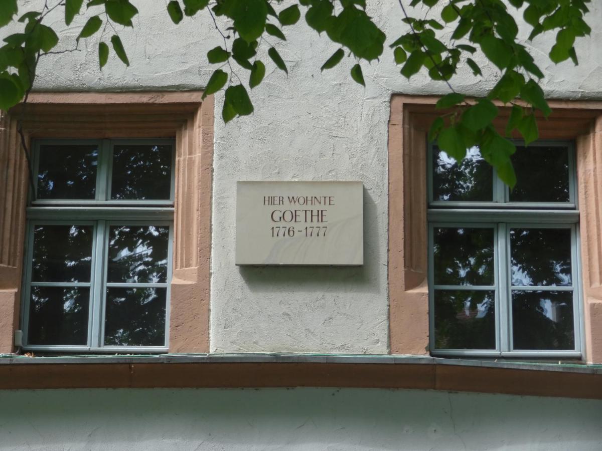 "Goethezimmer" Ferienwohnung Und Zimmer Am Burgplatz Weimar  Esterno foto