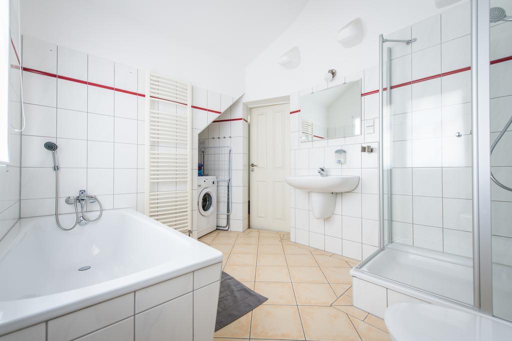 "Goethezimmer" Ferienwohnung Und Zimmer Am Burgplatz Weimar  Esterno foto