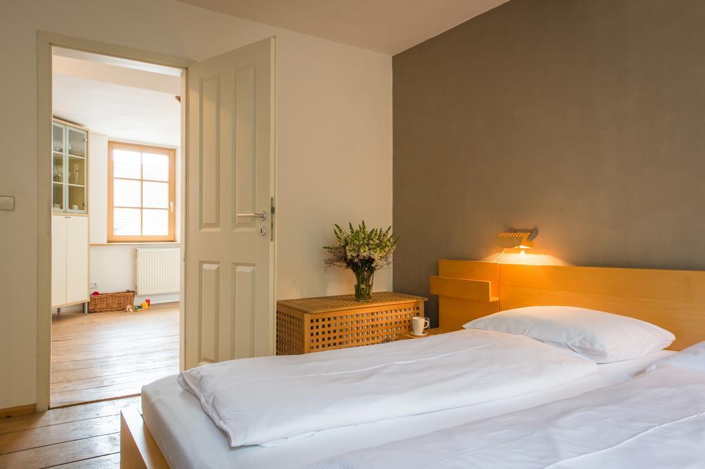 "Goethezimmer" Ferienwohnung Und Zimmer Am Burgplatz Weimar  Esterno foto