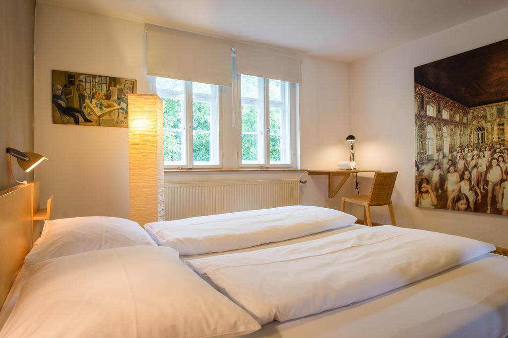 "Goethezimmer" Ferienwohnung Und Zimmer Am Burgplatz Weimar  Esterno foto