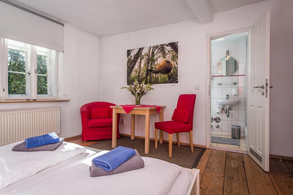 "Goethezimmer" Ferienwohnung Und Zimmer Am Burgplatz Weimar  Esterno foto